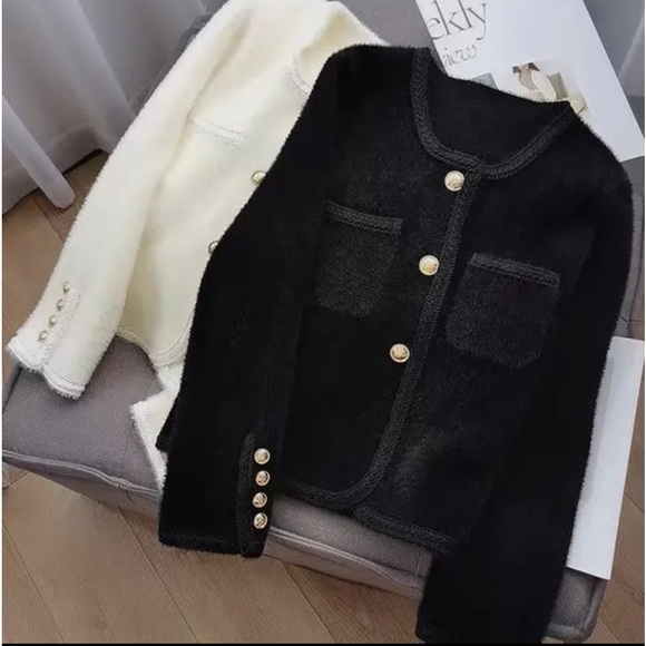 44 Button Pockets Velvet Long Sleeves Loose Round-Neck CoCo Cardigan Jacket - Picture 2 of 4